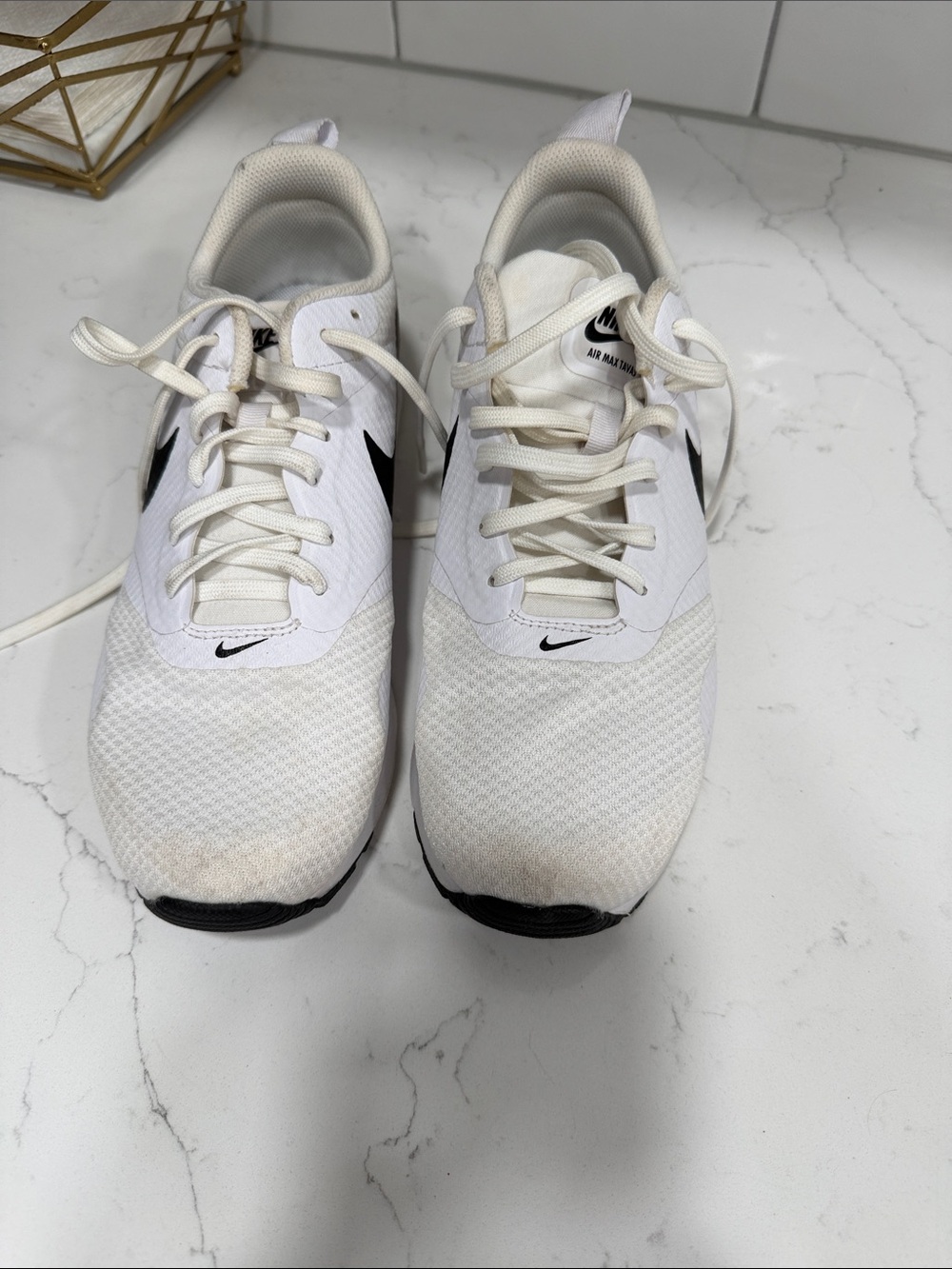 Nike Air Max Tavas women’s shoes